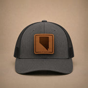swatch color Dark Heather Grey